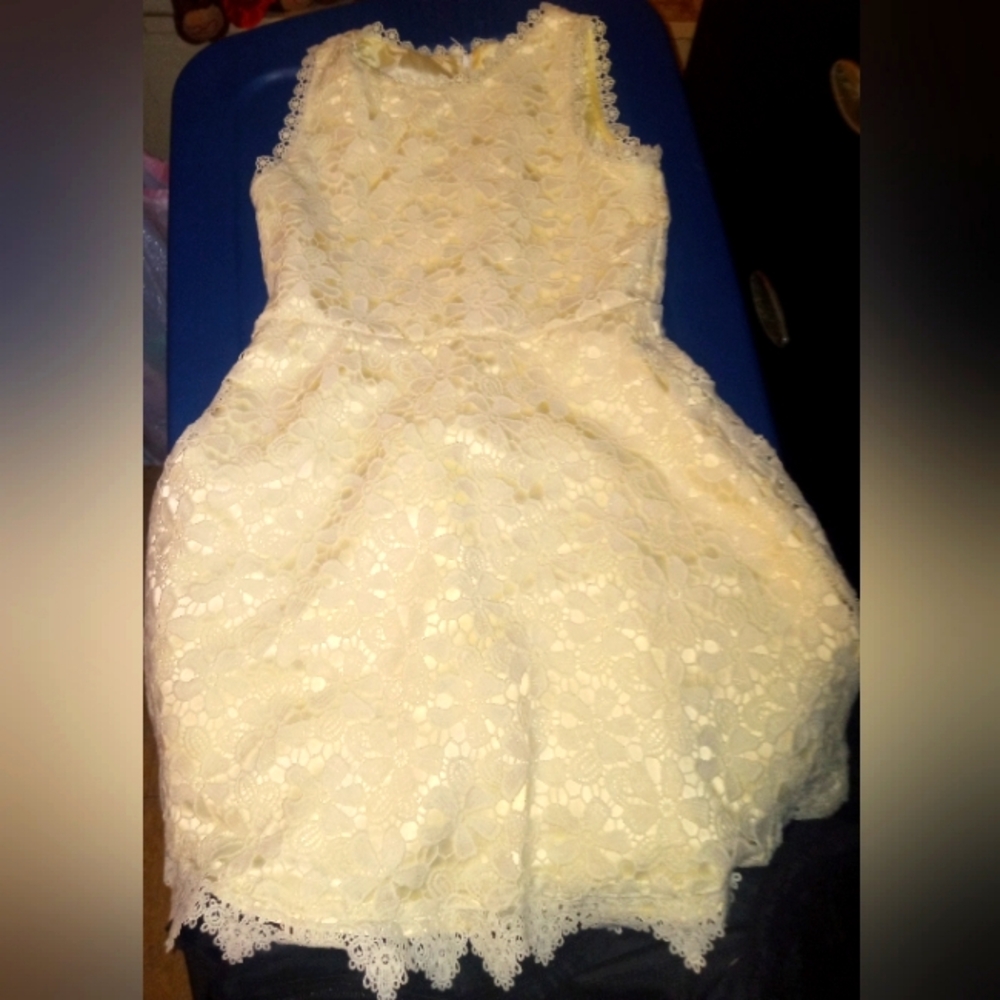 Girls Lace Dress